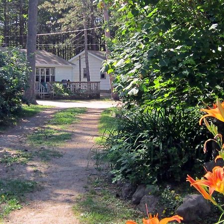 Sunbeam Bungalows Hotel Callander Екстериор снимка
