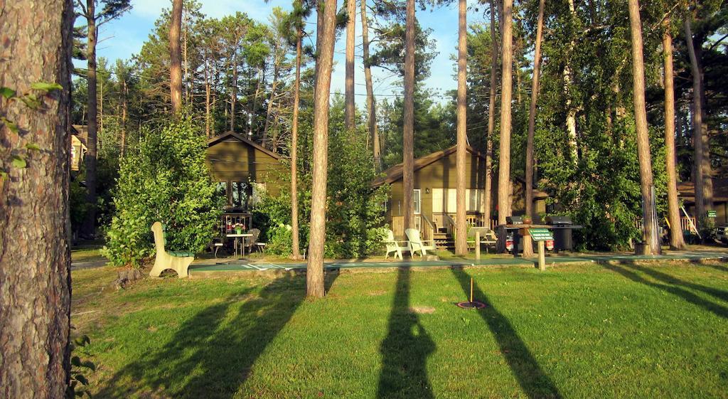 Sunbeam Bungalows Hotel Callander Стая снимка