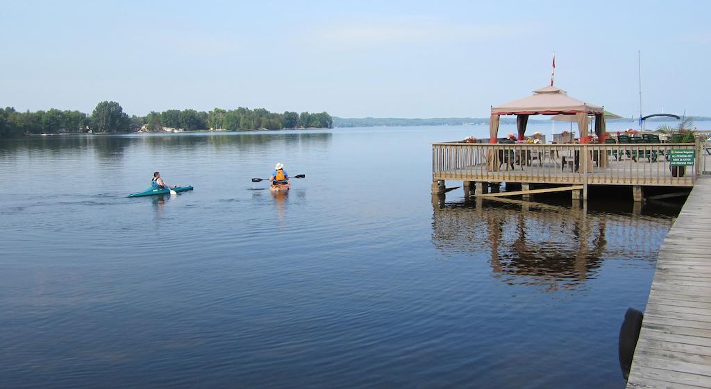 Sunbeam Bungalows Hotel Callander Екстериор снимка