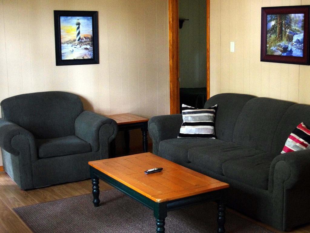 Sunbeam Bungalows Hotel Callander Екстериор снимка